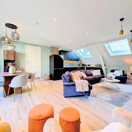 Penthouse In The Middle Of The Center - 5 Bedrooms - Fully Furnnished And Equipped - Parking Apartament Skien
