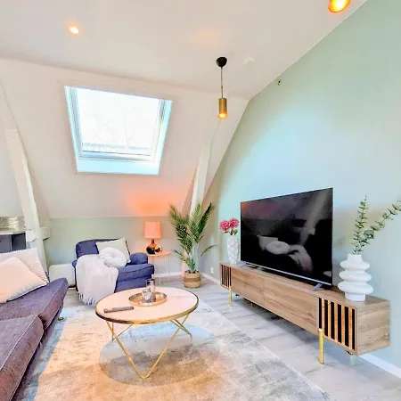 Apartament Penthouse In The Middle Of The Center - 5 Bedrooms - Fully Furnnished And Equipped - Parking Skien
